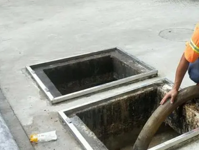裕安化粪池清理
